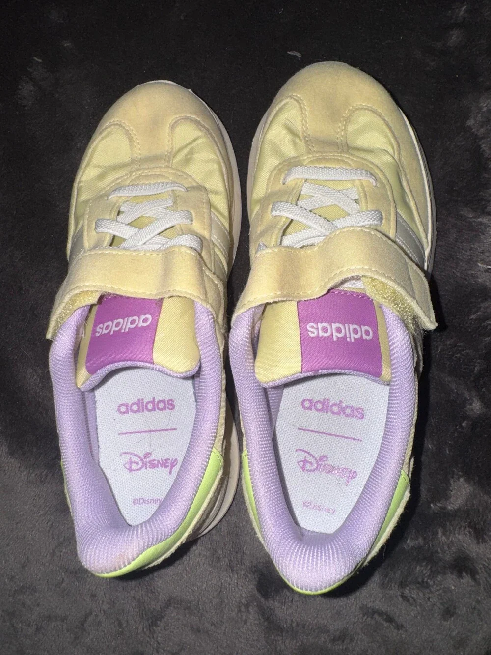 Adidas Cloudfoam Disney Tiana Run 70’s 2.0 kids shoes size 1